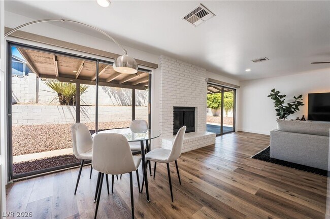 Building Photo - 2206 Heavenly View Dr