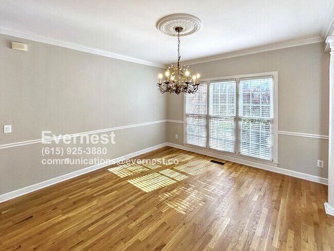 Building Photo - 4-Bedroom, 3.5-Bathroom Home in a Peaceful...