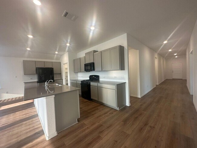 Building Photo - 167 Jeffers