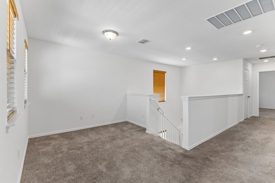 Building Photo - 4481 Acerno St