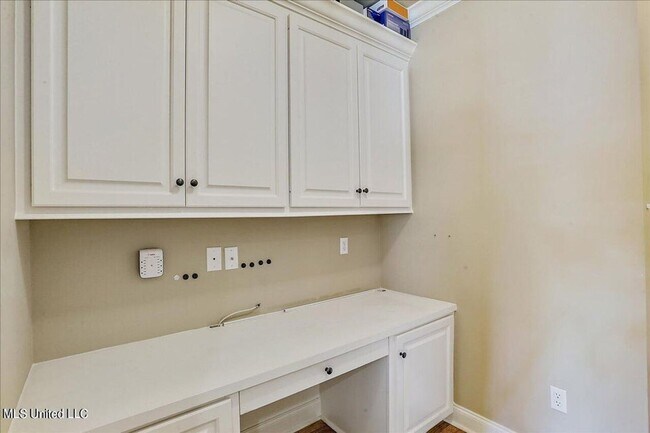 Building Photo - 3 Bed/2 Bath Home in North Place Reserves in Madison