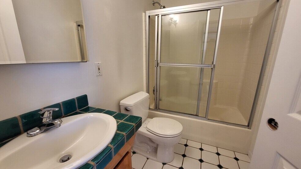 Bathroom - 2807 2nd St