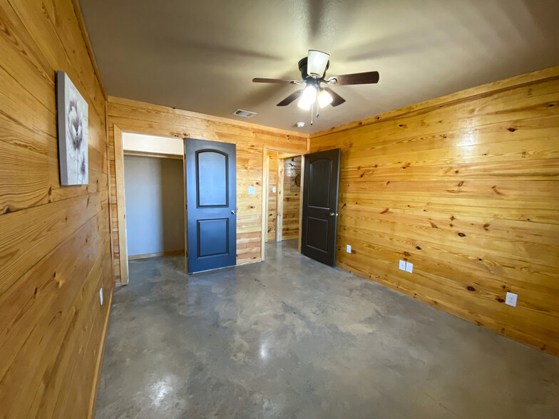 Building Photo - 1517 County Road 706