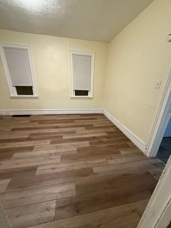 Building Photo - *Friendly Road, LLC 3404-3406 Walton Ave