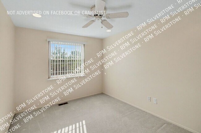 Building Photo - 38004 Fringe Dr