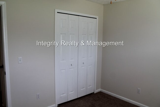 Building Photo - 3 bed/2.5 bath in Lake Asbury