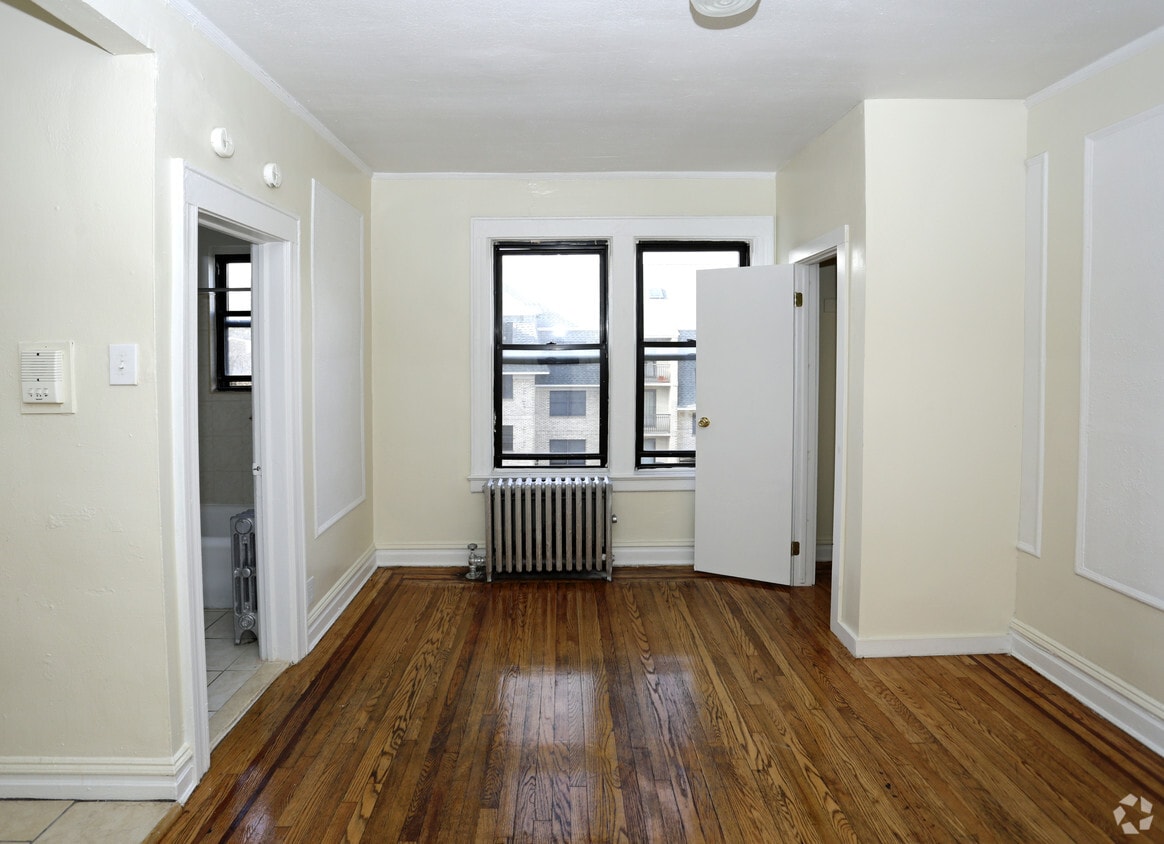 112 Westfield Ave Elizabeth
