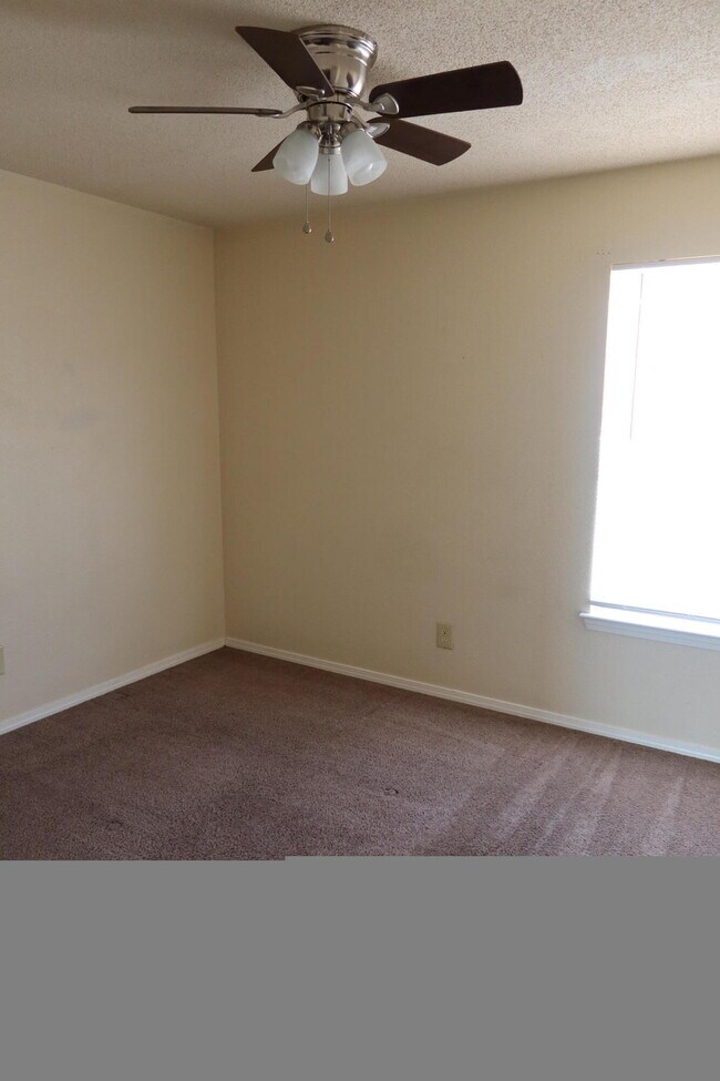 Building Photo - 12269 Sun Bridge Pl