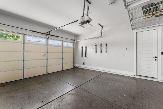 Building Photo - 4145 E Campbell Ave