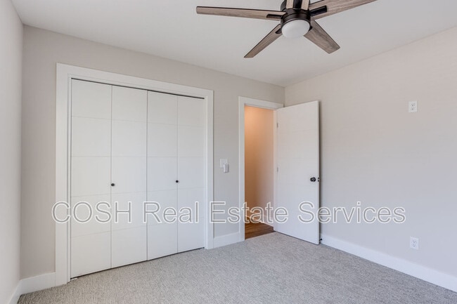 Building Photo - 8441 W 37th Ct N