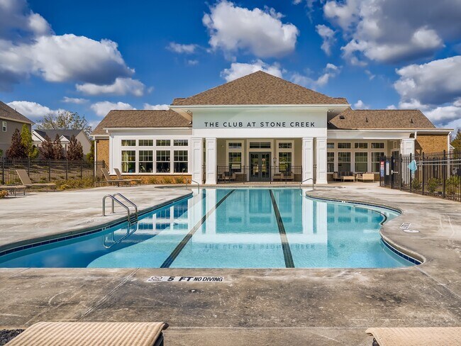 Building Photo - 214 Lake Vista Dr