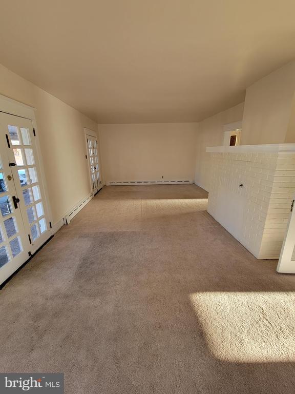 Building Photo - 317 Brower Ave