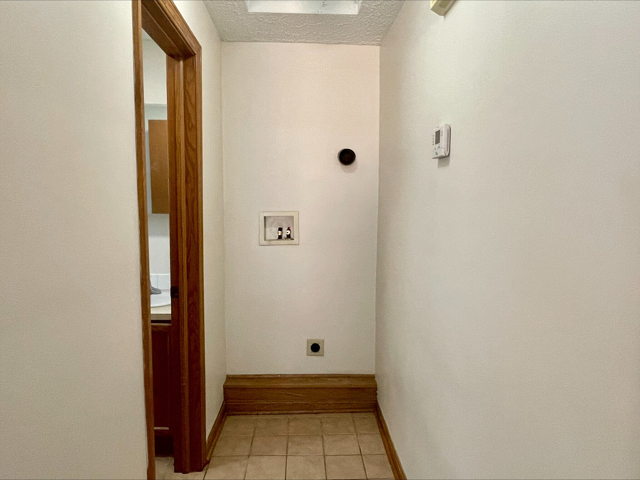 Building Photo - 2290 27th St SW