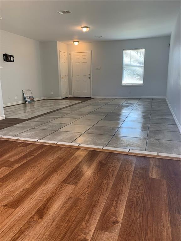 Building Photo - 328 Almquist St