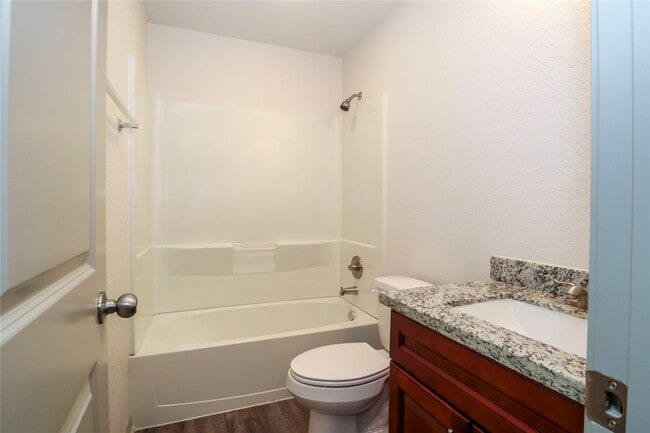 Building Photo - 2702 Appian Wy