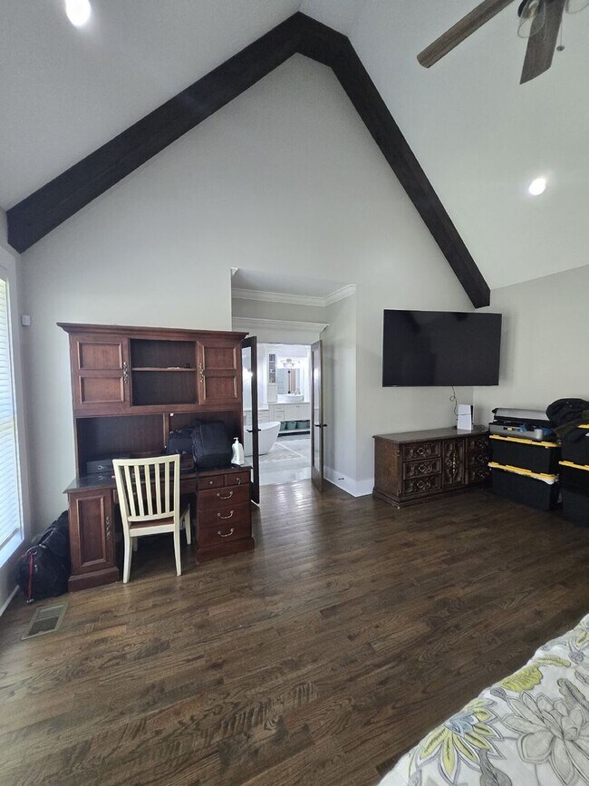Building Photo - Amazing House In Windstone Available For P...