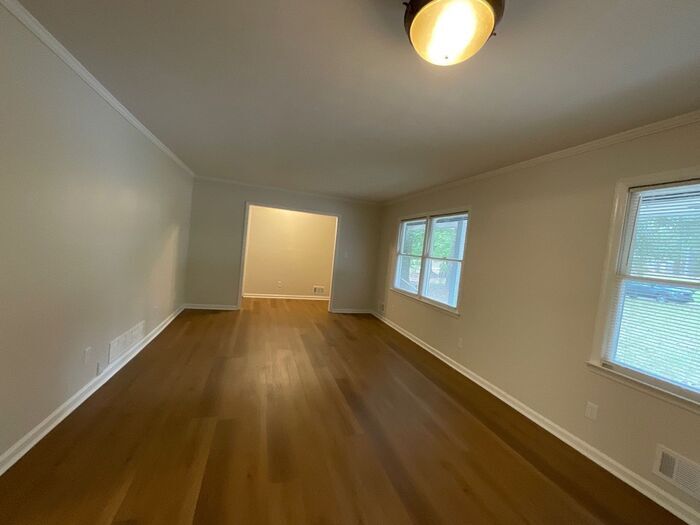 Building Photo - 3691 Idle Creek Dr