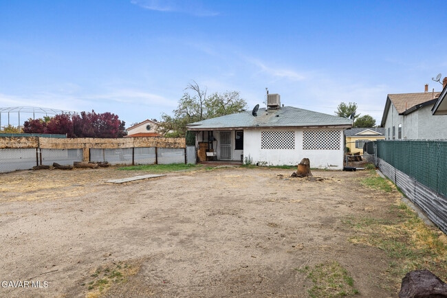 Building Photo - 45104 Date