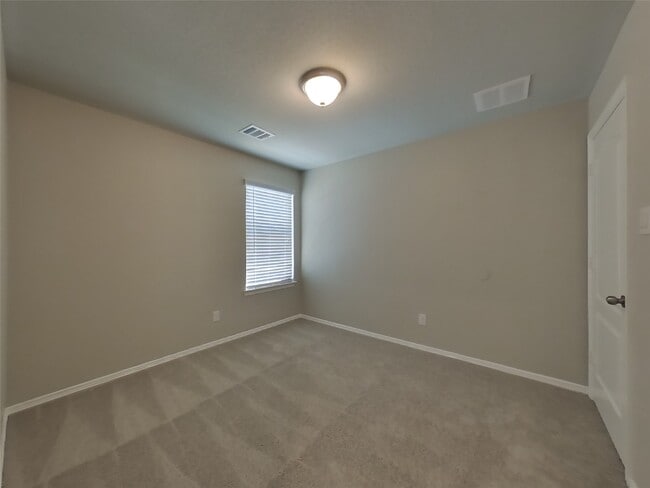 Building Photo - 40807 Mostyn Hill Dr