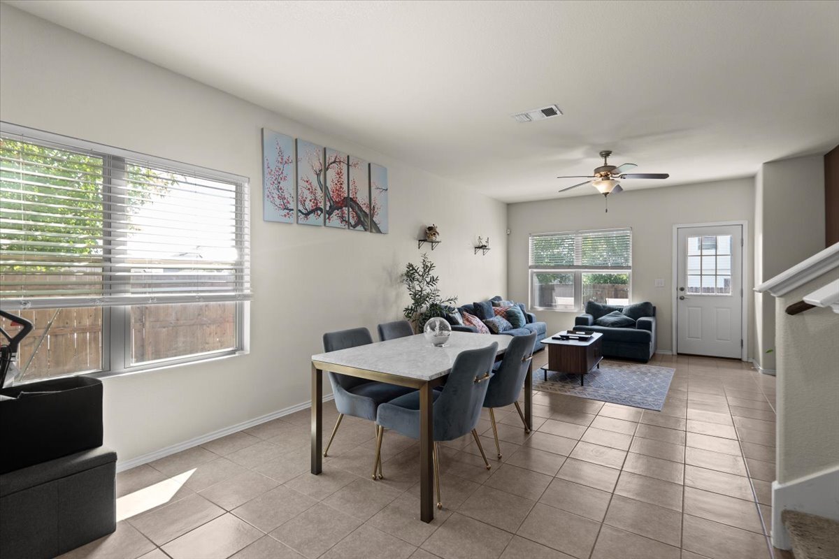 Building Photo - 3801 Black Granite Dr