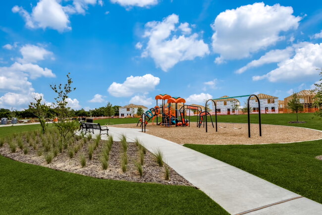 Building Photo - 613 Grenada Lk Dr