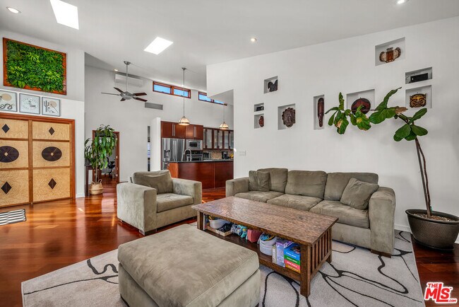 Building Photo - 4450 Campbell Dr