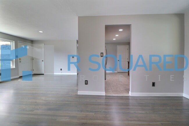 Building Photo - 12104 6th Ave SW