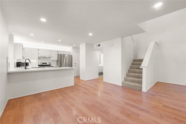 Building Photo - 1135 Via Colinas