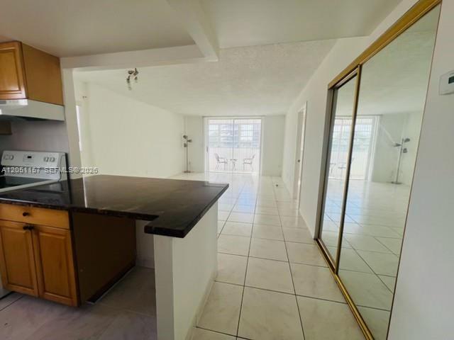 Building Photo - 16410 Miami Dr