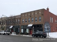 Building Photo - Beautifully Rehabbed 1 Bedroom Apartment