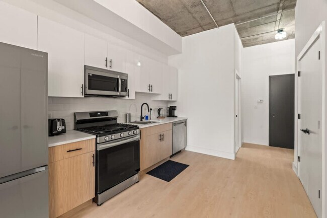 Building Photo - 1222 N 2nd St