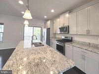 Building Photo - 620 Shore Forest Dr