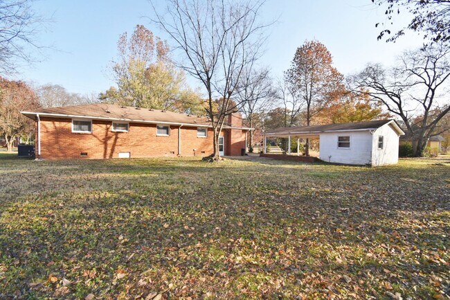 Building Photo - 3BR+bonus room home in North Murfreesboro, one level, Siegel Middle & High!