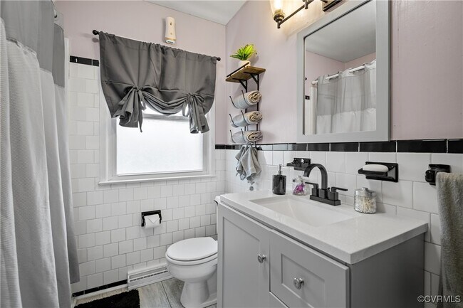 Building Photo - 721 Old Town Dr