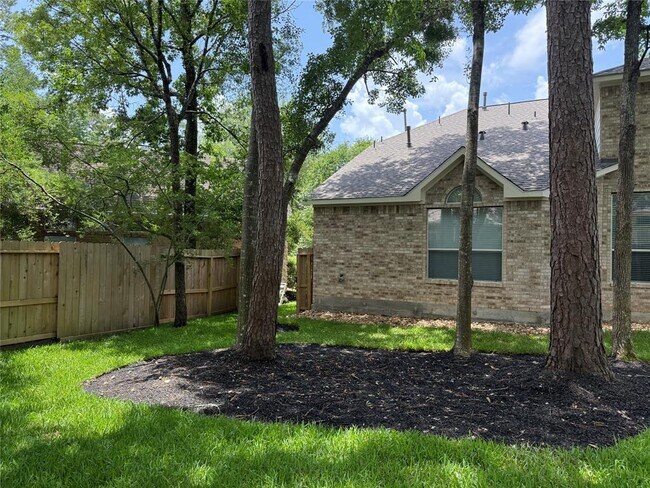 Building Photo - 7 Cairn Oaks Pl