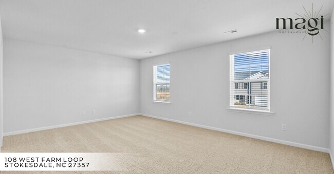 Building Photo - 108 W Farm Lp