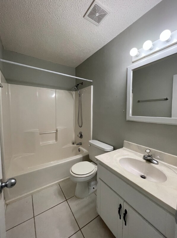 Building Photo - 447 Apple Dr