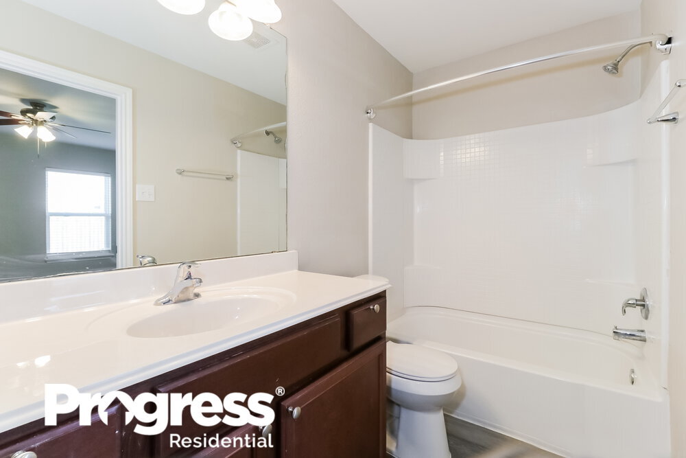 Building Photo - 428 Ruby Ln