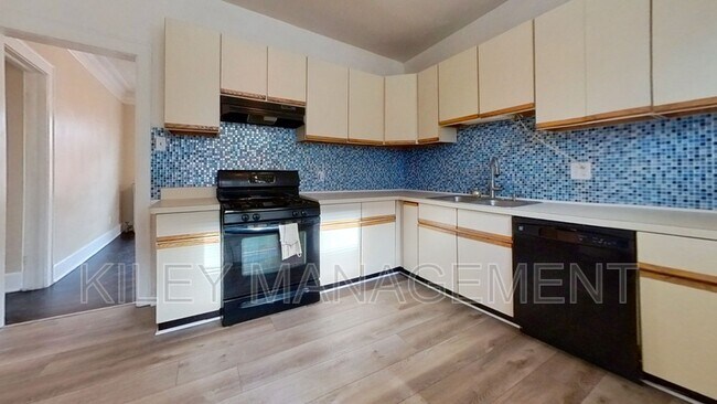 Building Photo - 16211 Fairfield St