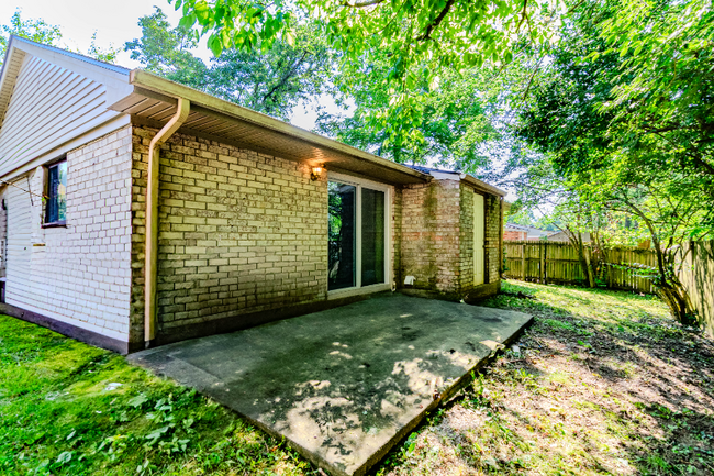 Building Photo - 1558 Samara Glen Way