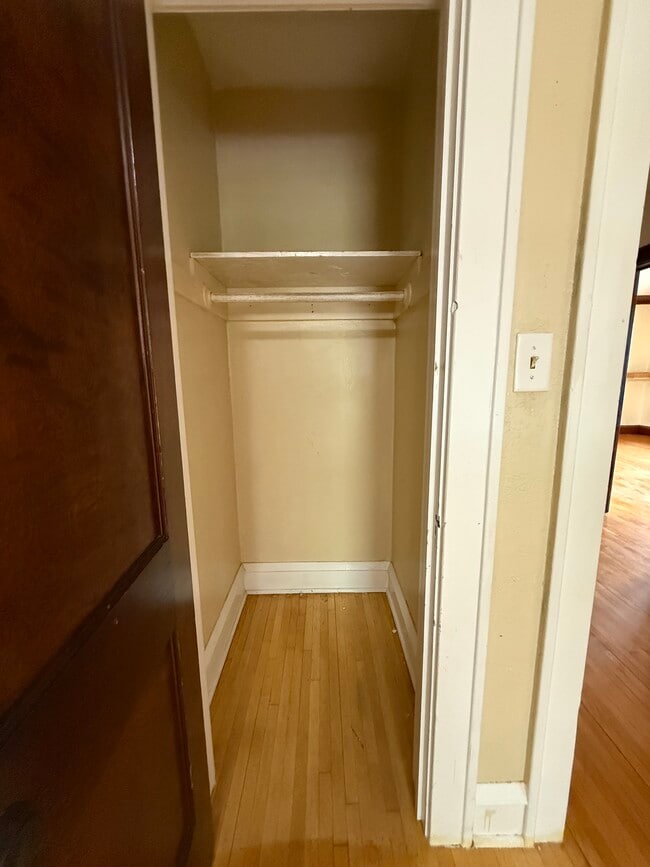 Building Photo - 1530 Grand Ave