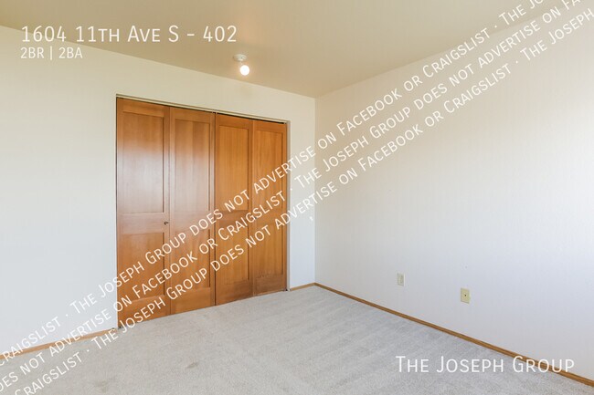 Building Photo - 1604 11th Ave S