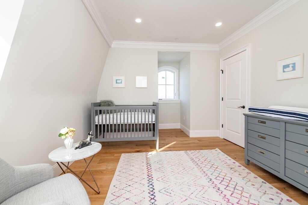 Building Photo - 106 Forest Hills St