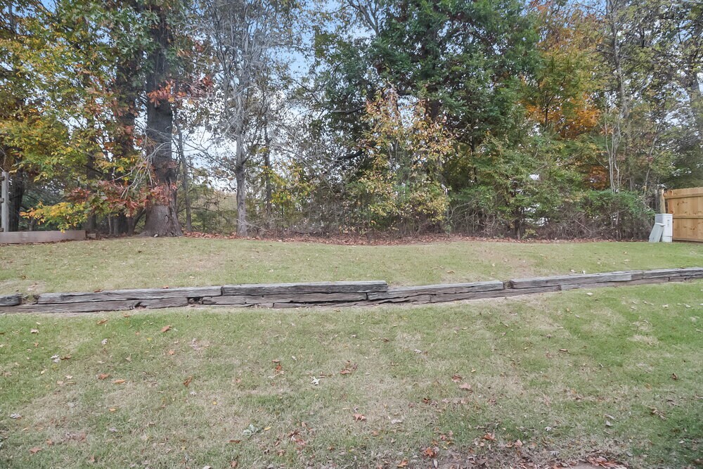 Building Photo - 1700 Torrington Ct