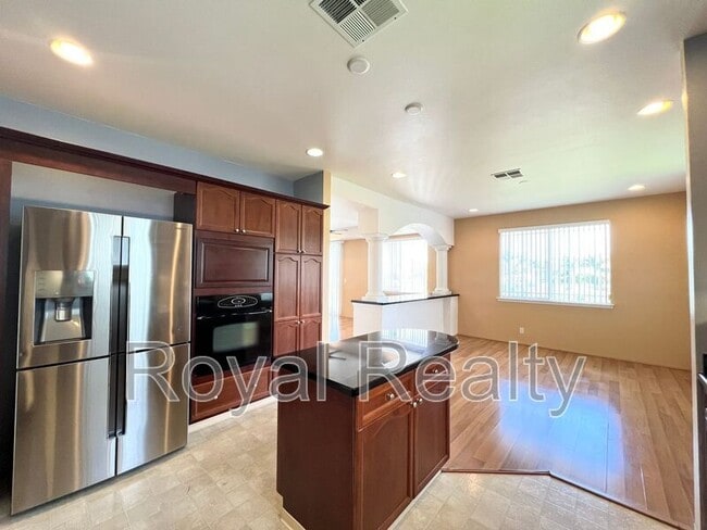 Building Photo - 92-1089 Palahia Street