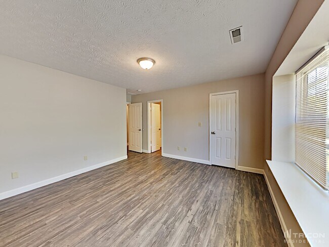 Building Photo - 12758 Sovereign Ln
