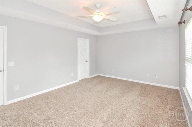 Building Photo - 1040 Canyon Oak Loop