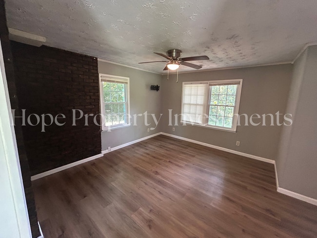 Building Photo - 78 Ralls Rd