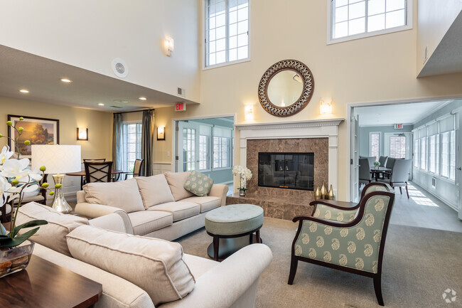 Fireside Room - Ridgeview Highlands Apartments & Townhomes...