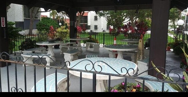 Building Photo - 8701 SW 141st St